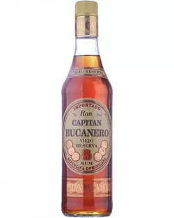 Capitan Bucanero Reserva 38 % 0,7 l