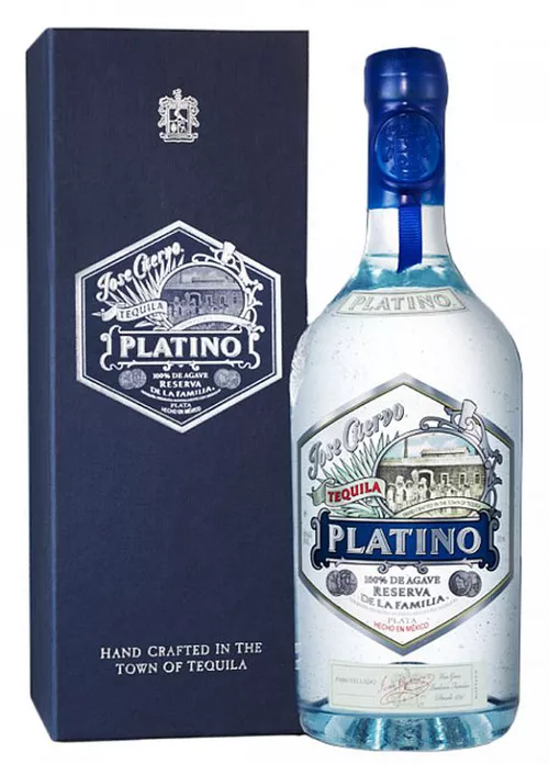 Jose Cuervo Reserva La Familia Platino 0,7 l